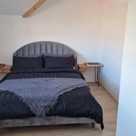 Designed Gem קייטון